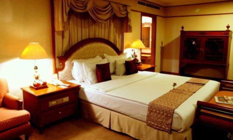Hotel Sahid Jaya Solo Exterior foto